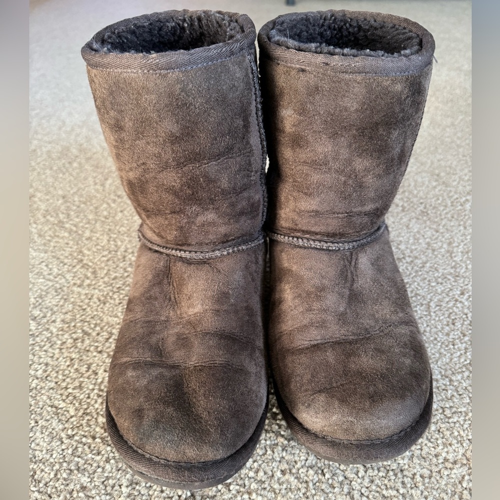 Brown Uggs